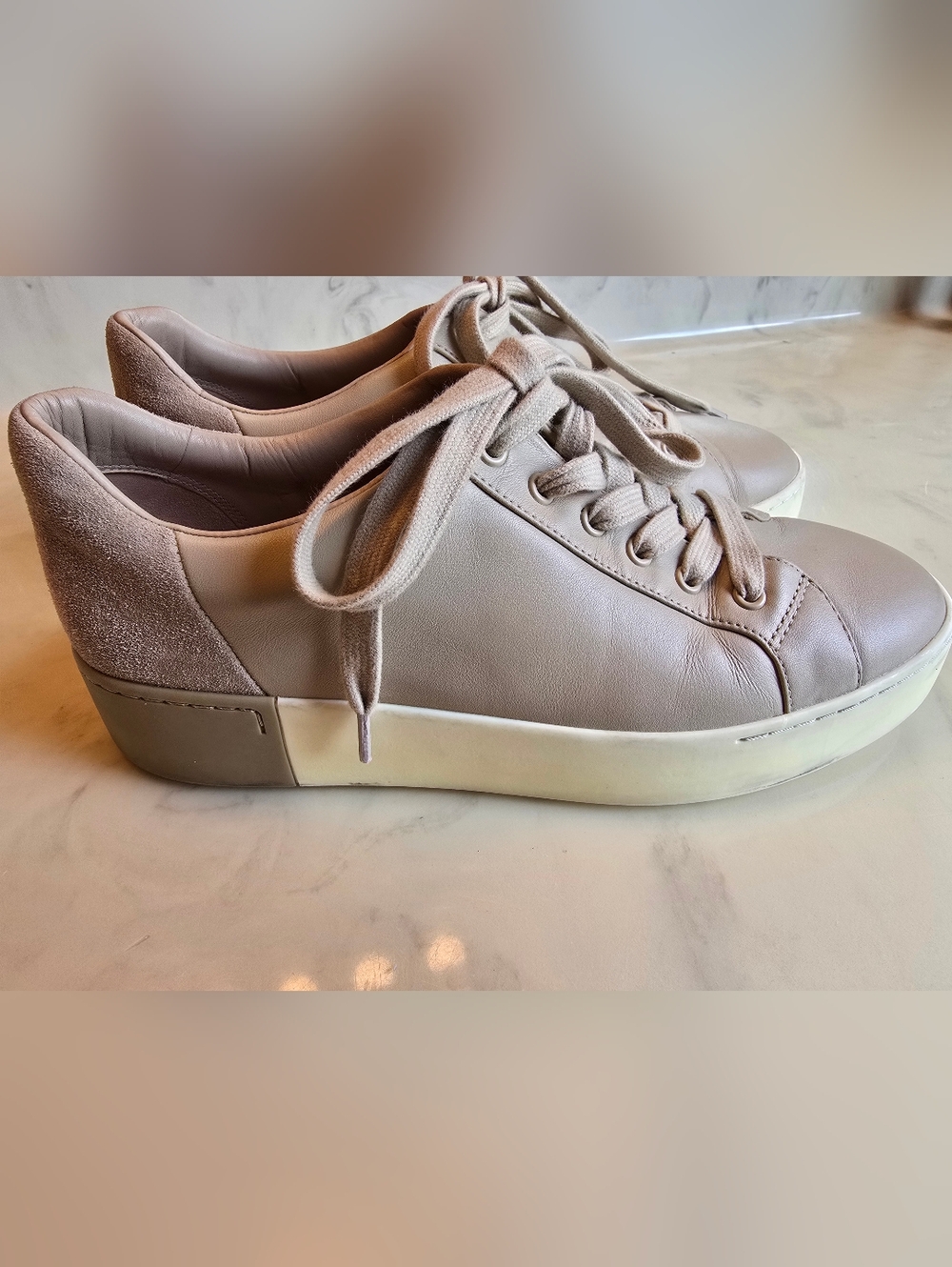 Vince Bensley mixed leather low top sneakers size 9 - Picture 1 of 11